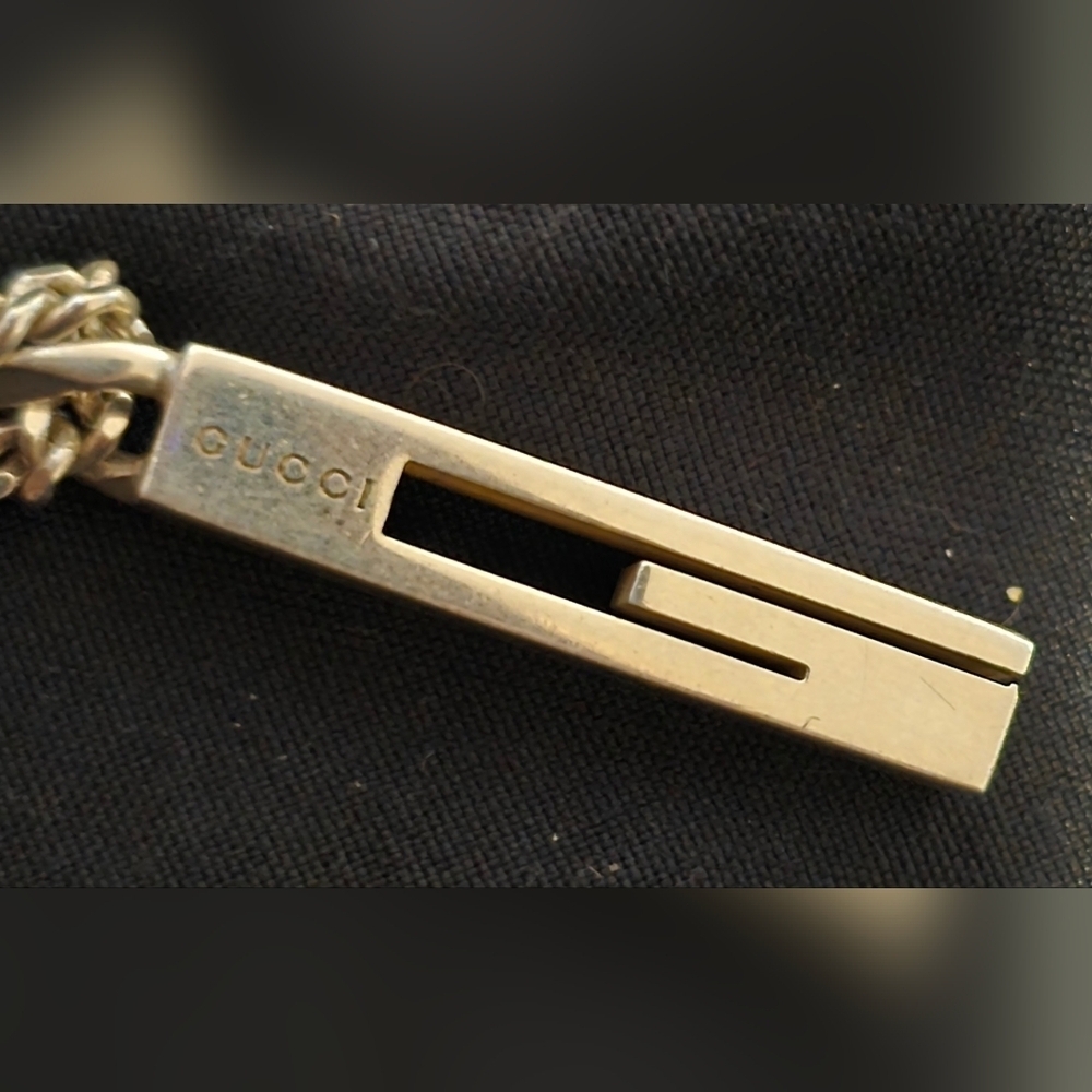 Authentic Gucci Silver Pendant Necklace - Picture 7 of 8